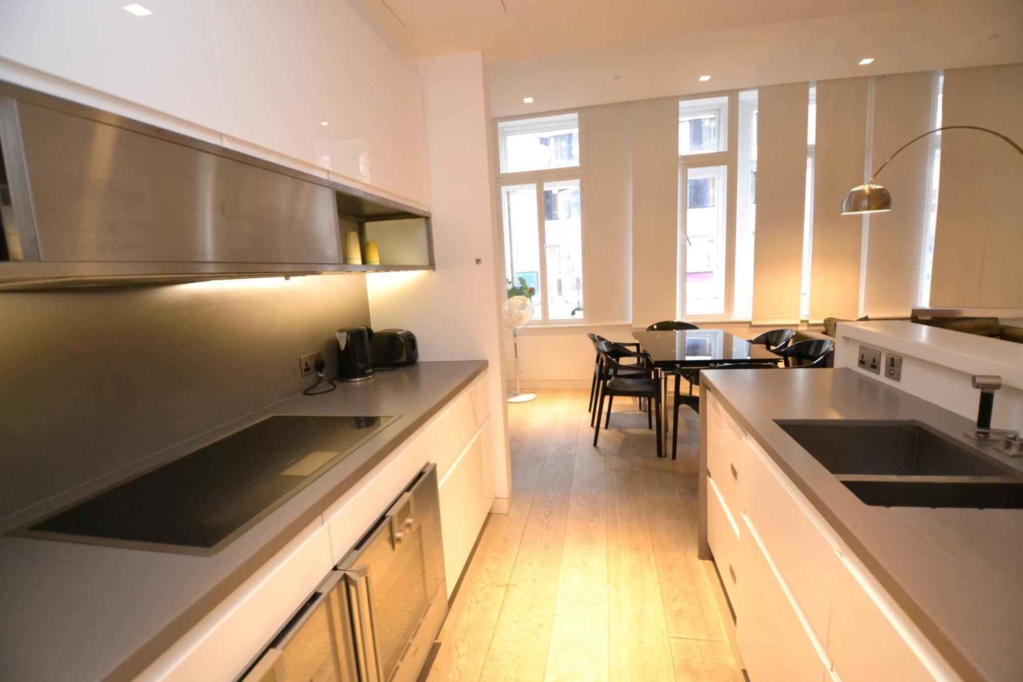 Modern 2 Bedroom Apartment, Oxford Street 런던 외부 사진