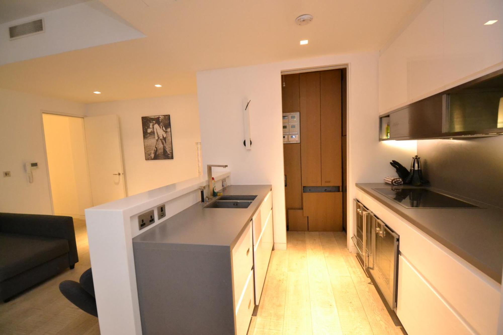 Modern 2 Bedroom Apartment, Oxford Street 런던 외부 사진